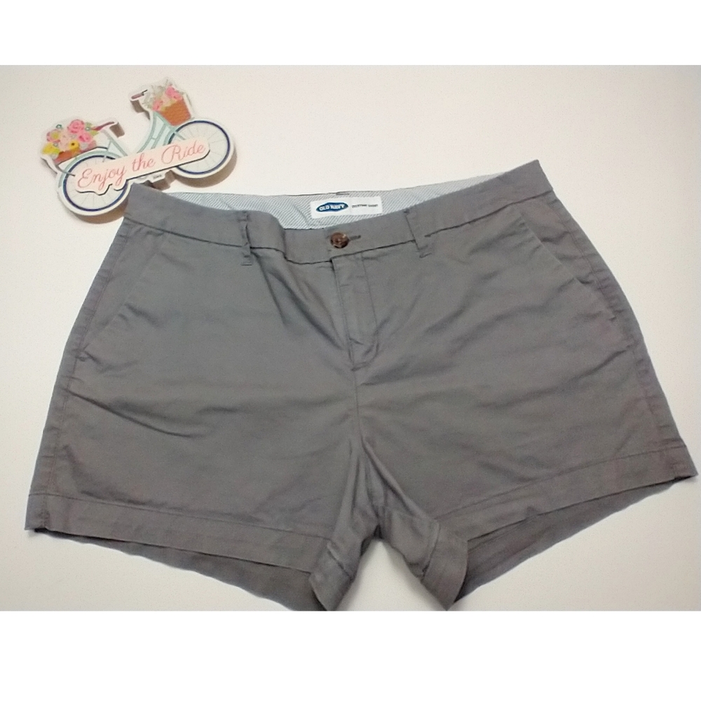 Old Navy Everyday Short Gray Size 12
